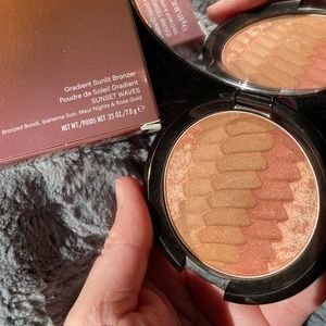 Becca Bronzer in Sunset Waves
